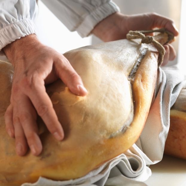 Prosciutto crudo di Parma prodotto a Collecchio da Golfera